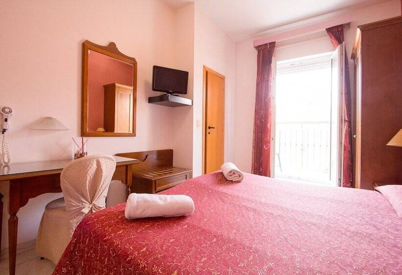 בית מלון כפרי Regina