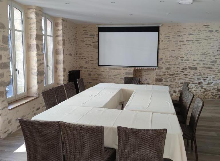 Отель Restaurant Lesage