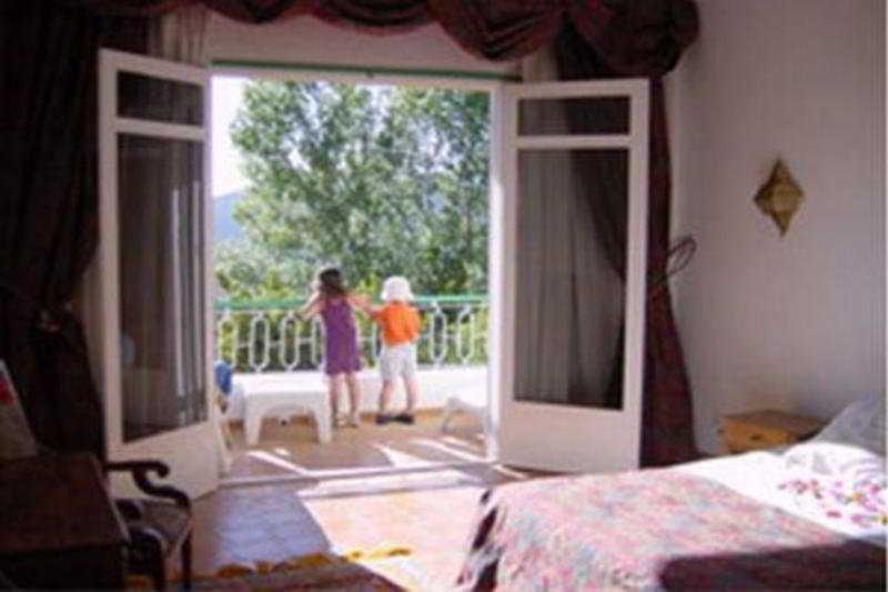 Hotel Rural Des Cascades