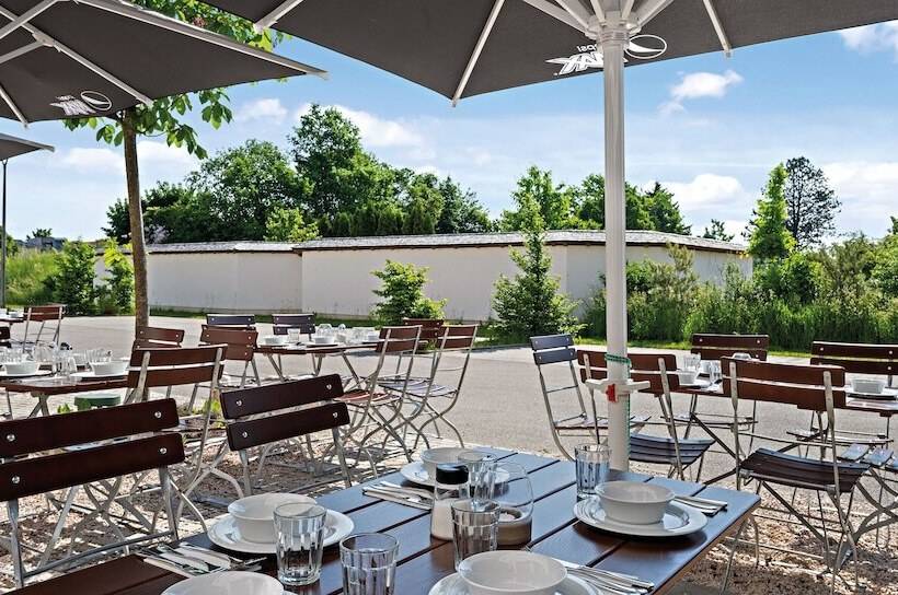 Hey Lou Hotel Piding