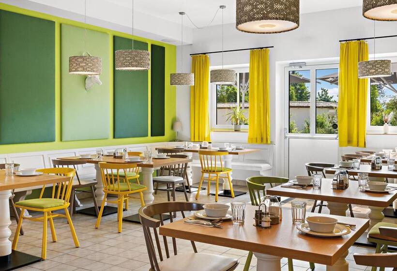 Hey Lou Hotel Piding