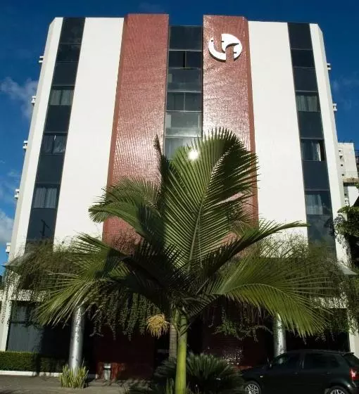 ホテル Tarik Fontes Plaza