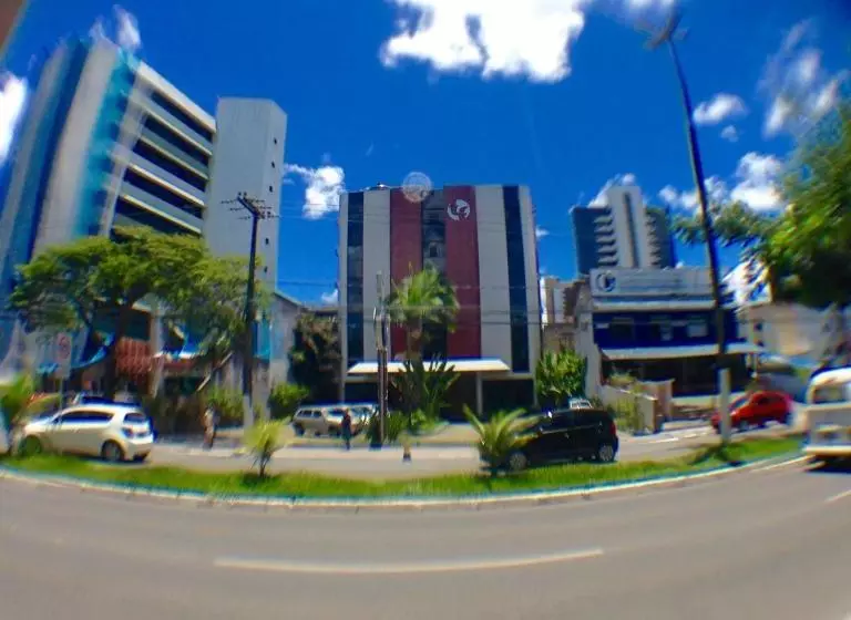 ホテル Tarik Fontes Plaza