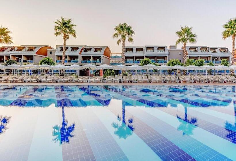 Отель Tui Magic Life Jacaranda