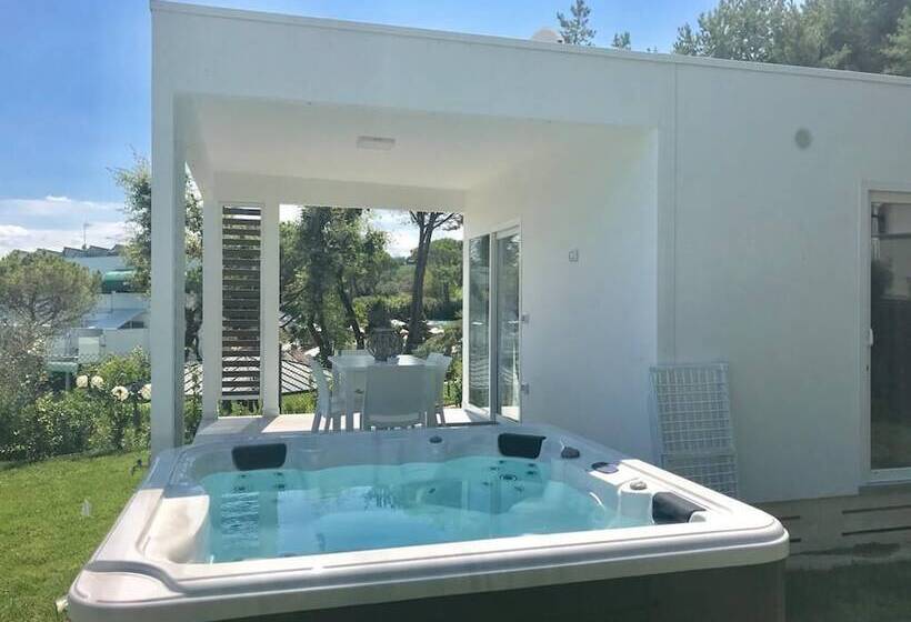 Отель Villaggio La Pescaccia