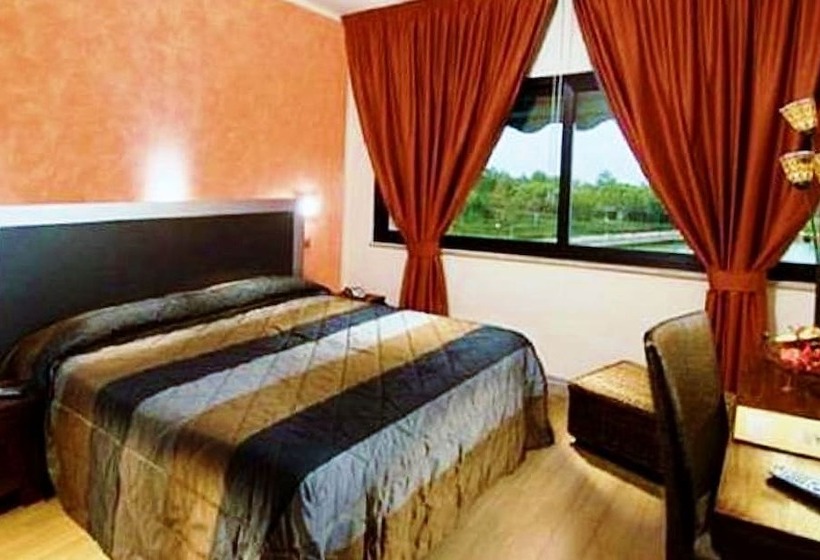 Отель Villaggio La Pescaccia