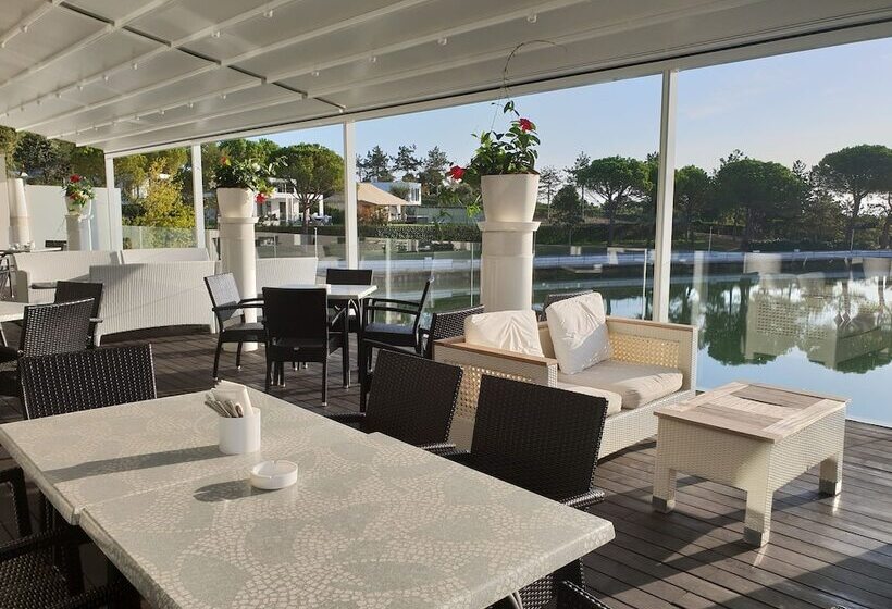 Отель Villaggio La Pescaccia