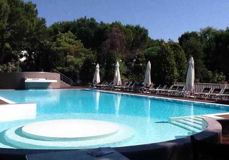 ホテル Villaggio La Pescaccia