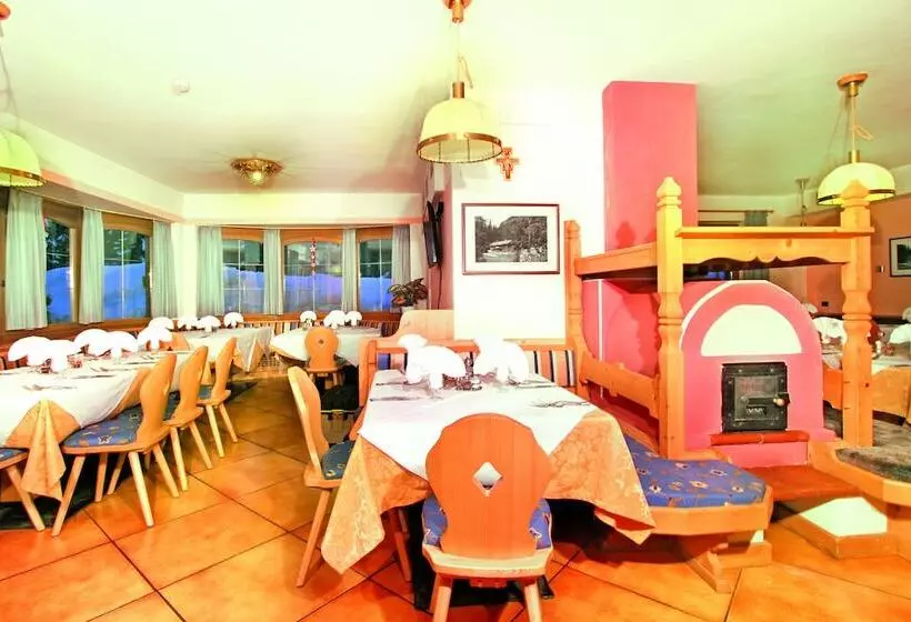 هتل Villetta Maria Cottage