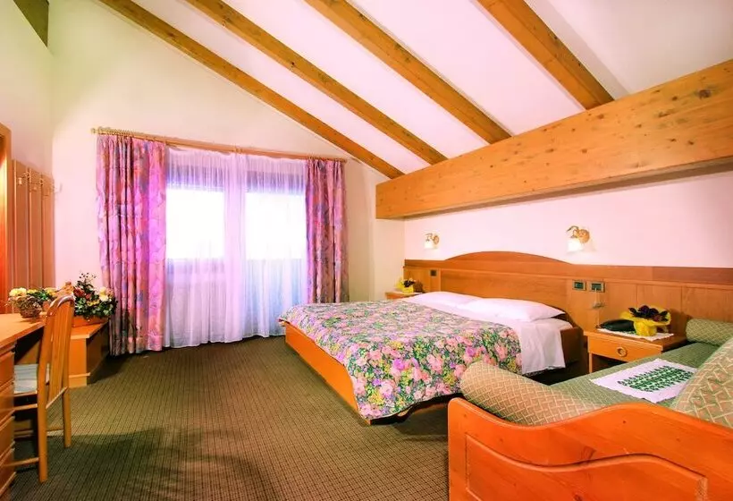 هتل Villetta Maria Cottage