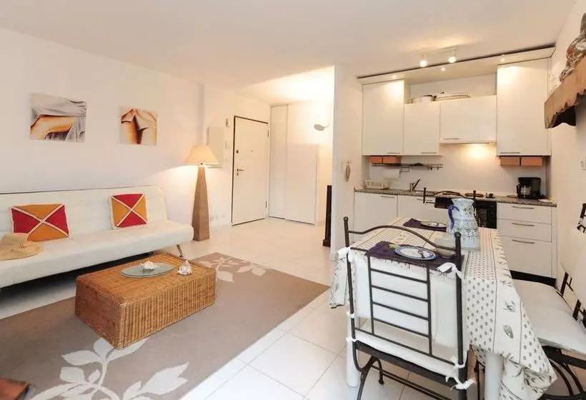 Le Corail  5 Stars Holiday House