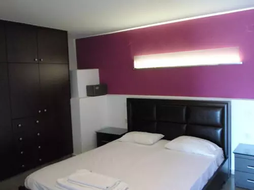 Manos Apartments