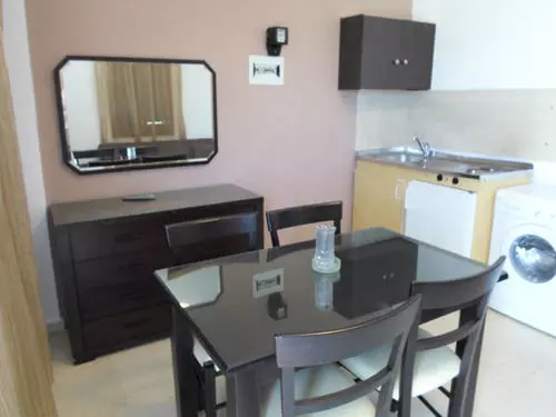 Manos Apartments