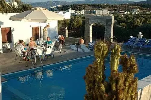 Manos Apartments