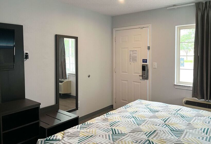 Motel 6 Lafayette, In