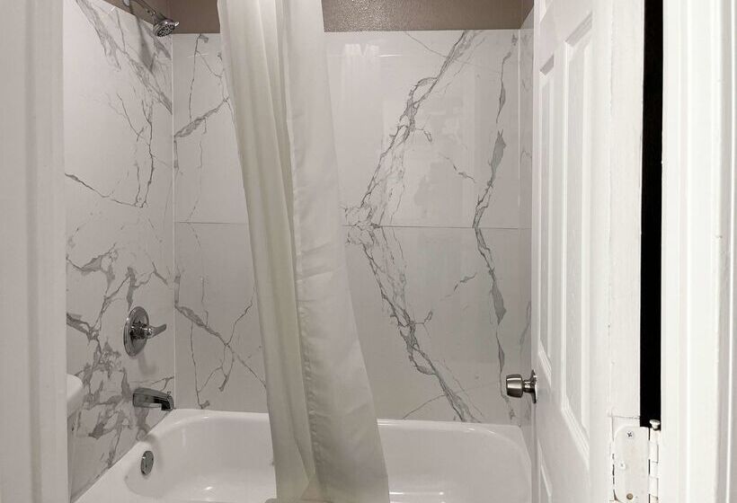 Motel 6 Lafayette, In