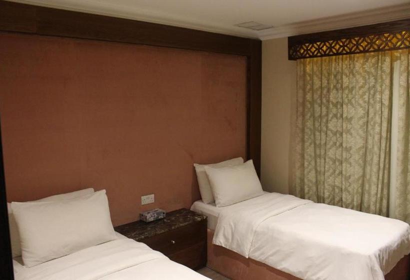 Terrace Furnished Apartments Salmiya