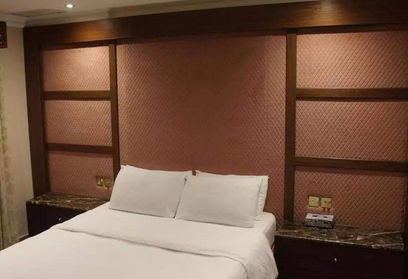 Terrace Furnished Apartments Salmiya