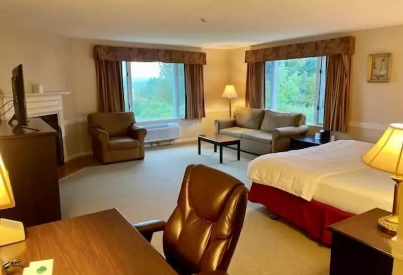 The Lucerne Inn