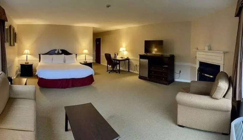 The Lucerne Inn