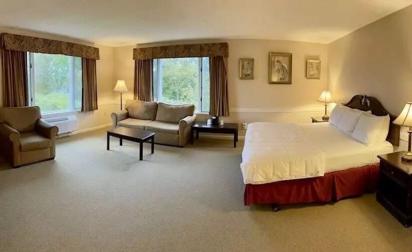 The Lucerne Inn