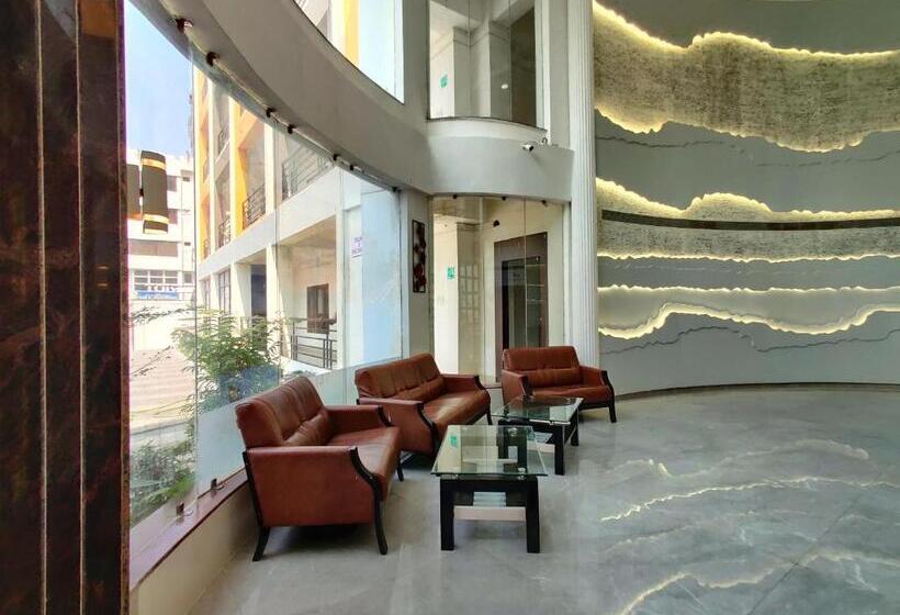 Golden Chariot Hotel Daman