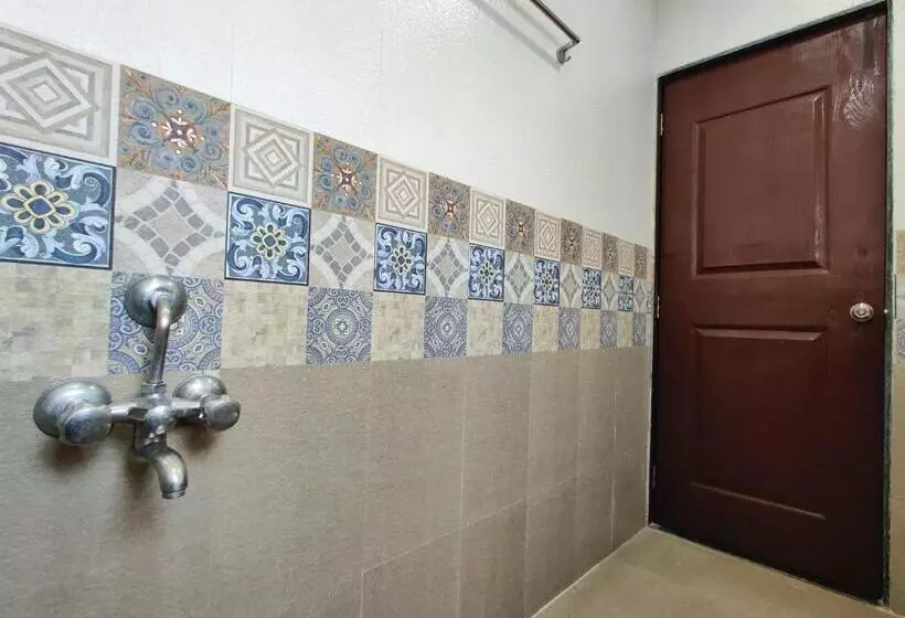 Golden Chariot Hotel Daman