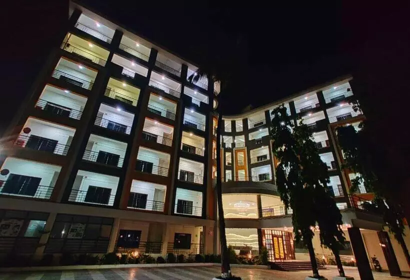 Golden Chariot Hotel Daman