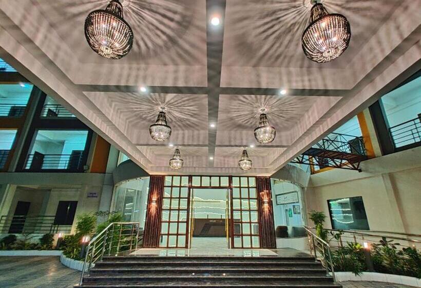 Golden Chariot Hotel Daman