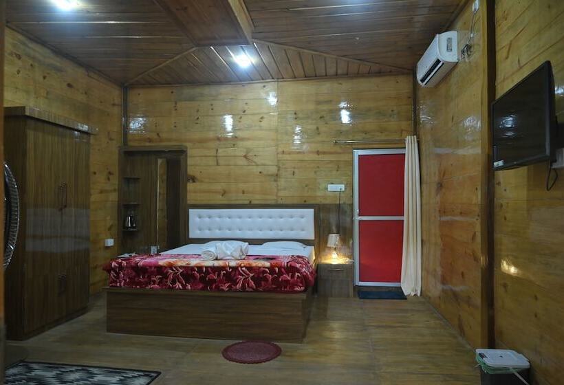 هتل De Aloha Resort