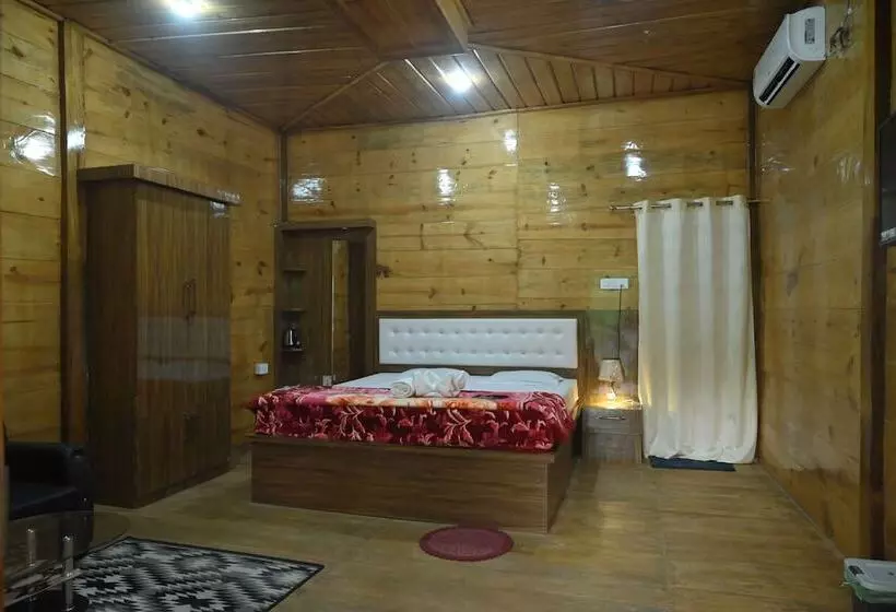 هتل De Aloha Resort