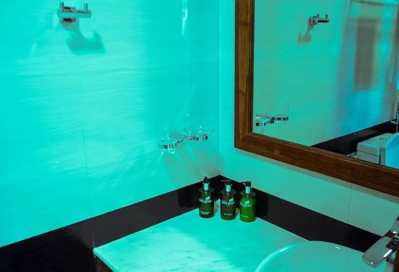 هتل Maaniya Palace