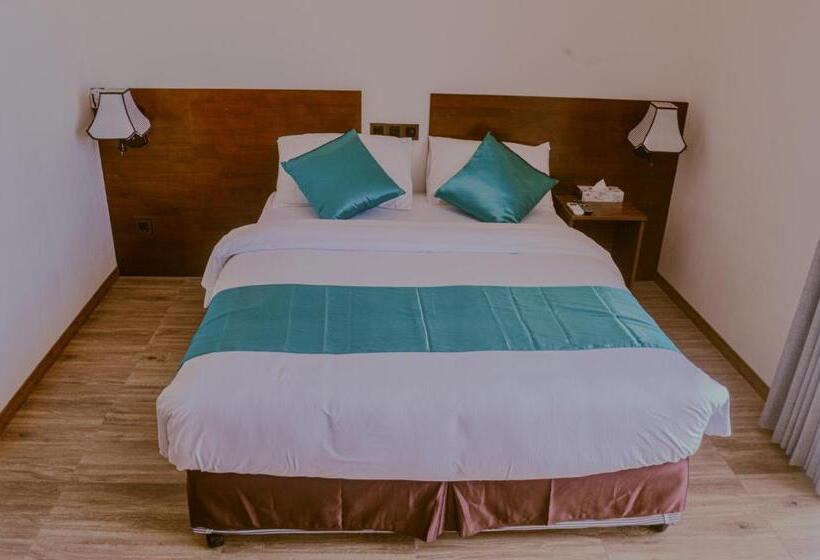 هتل Maaniya Palace