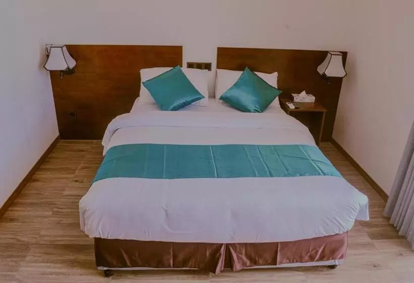 هتل Maaniya Palace