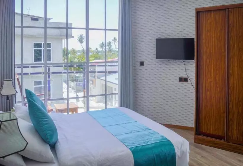 هتل Maaniya Palace