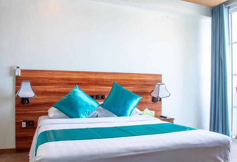 هتل Maaniya Palace