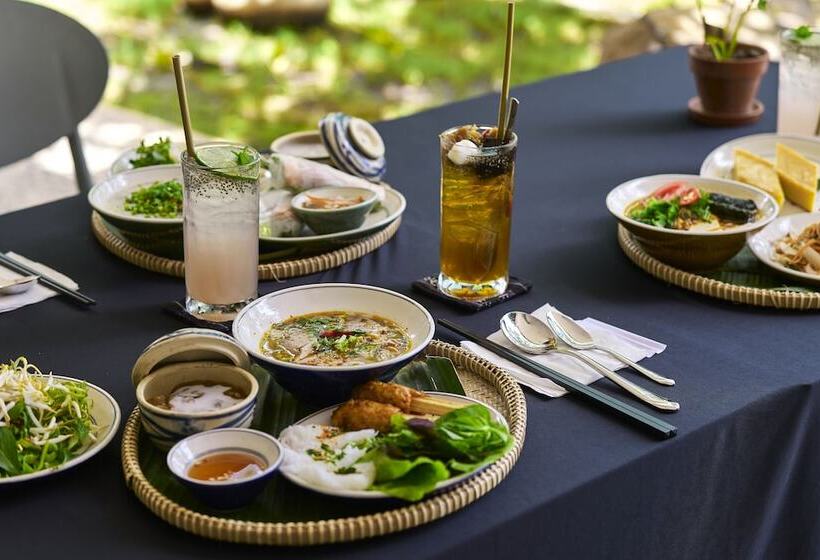 هتل The Coffee City Healing & Retreats