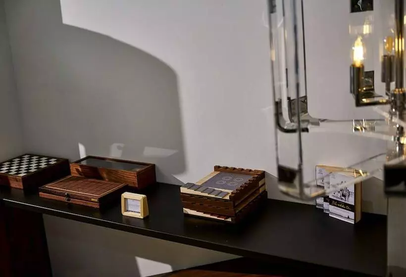 هتل The Coffee City   Healing & Retreats