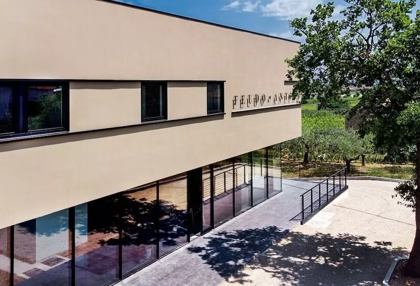 Aamiaismajoitus (B&B) Feudo Antico