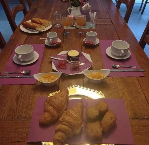 Aamiaismajoitus (B&B) Les Tonneaux De Lisores