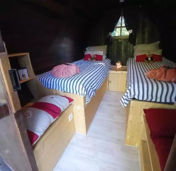 Aamiaismajoitus (B&B) Les Tonneaux De Lisores