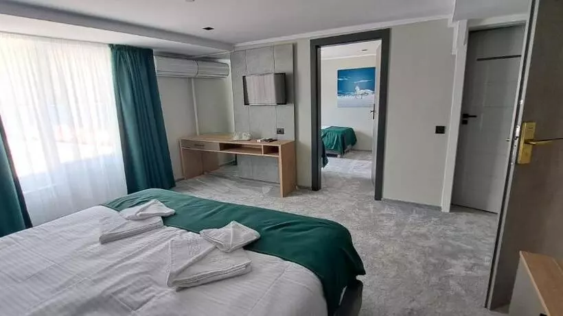 Hotelli Plutitor Lebăda