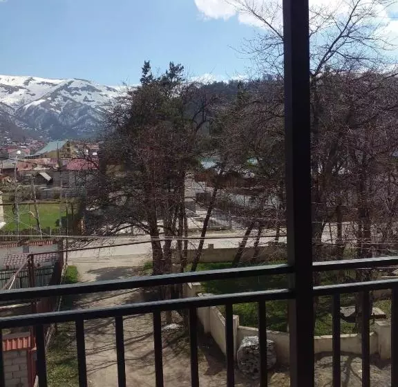 پانسیون дом гарах