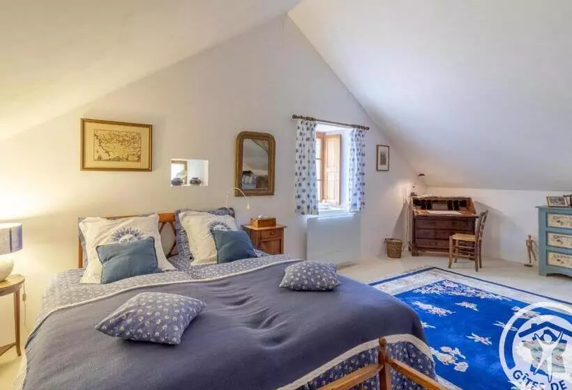 Majatalo évasion Romantique Au Prieuré Avec Jardin En Anjou, Petit Déjeuner Inclus   Fr 1 622 63