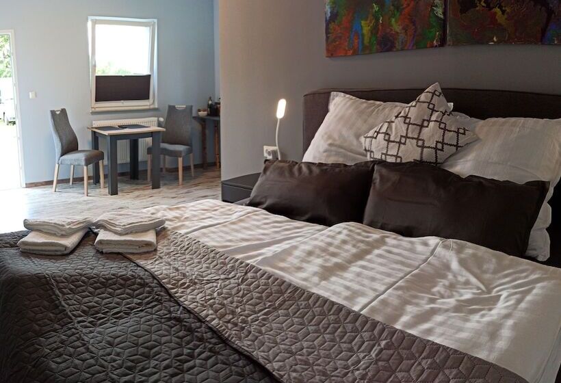 ペンション Schlafort