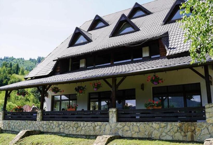 Pensiunea Ioana Maria