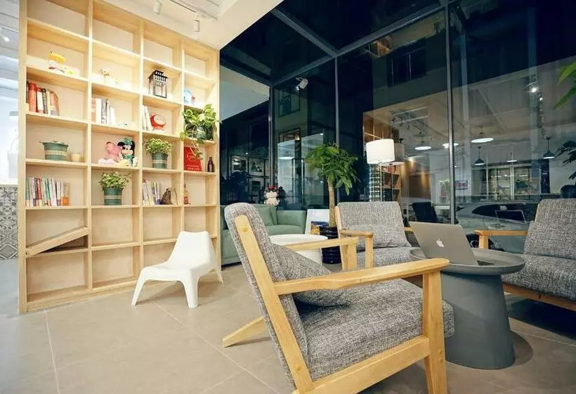 Travel Of Swan International Hostel