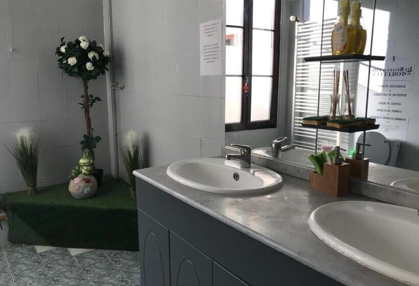 住宿加早餐  Chez Franck Et Sandra , Plein Centre Ville, 1 Er étage