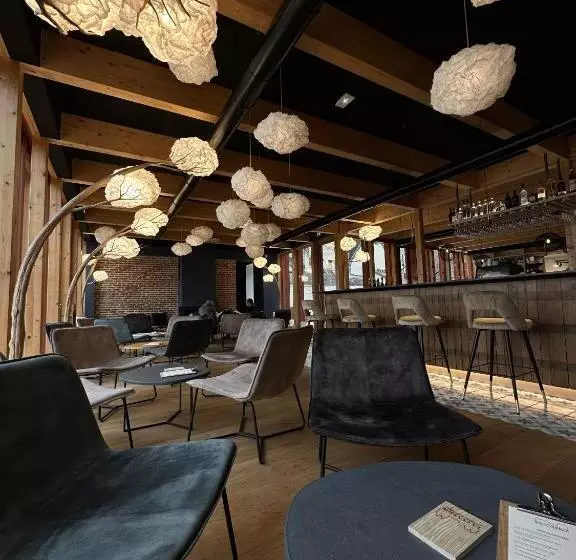 Aamiaismajoitus (B&B) La Cuverie De Vosne