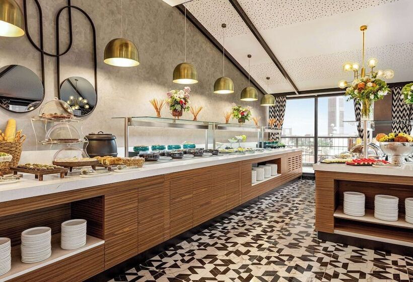 فندق Ramada Encore By Wyndham Istanbul Sisli